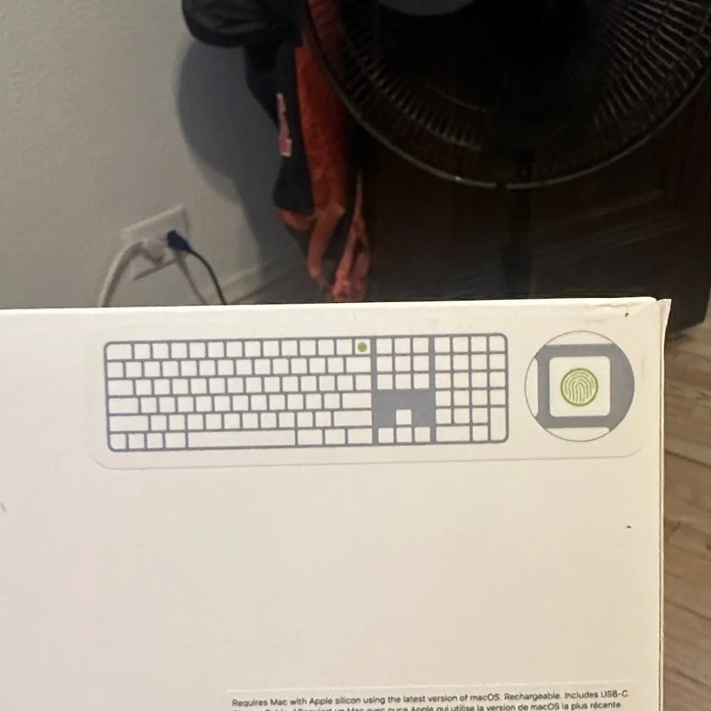 Apple Magic Keyboard with Touch ID - White